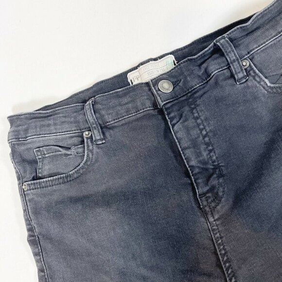 Free People Shark Bite Skinny Jeans Womens 29 Black Mid Rise Distressed Denim - Picture 1 of 10